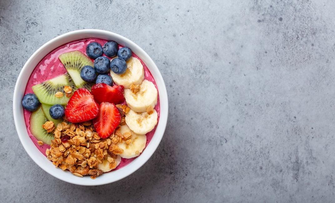 Healthy acai smoothie bowl